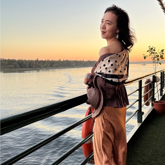 Meet your Posher, EileenZ18418 - Picture 4 of 7